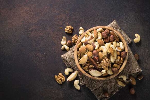 Beraneka ragam kacang-kacangan dalam makanan pria akan efektif meningkatkan potensi